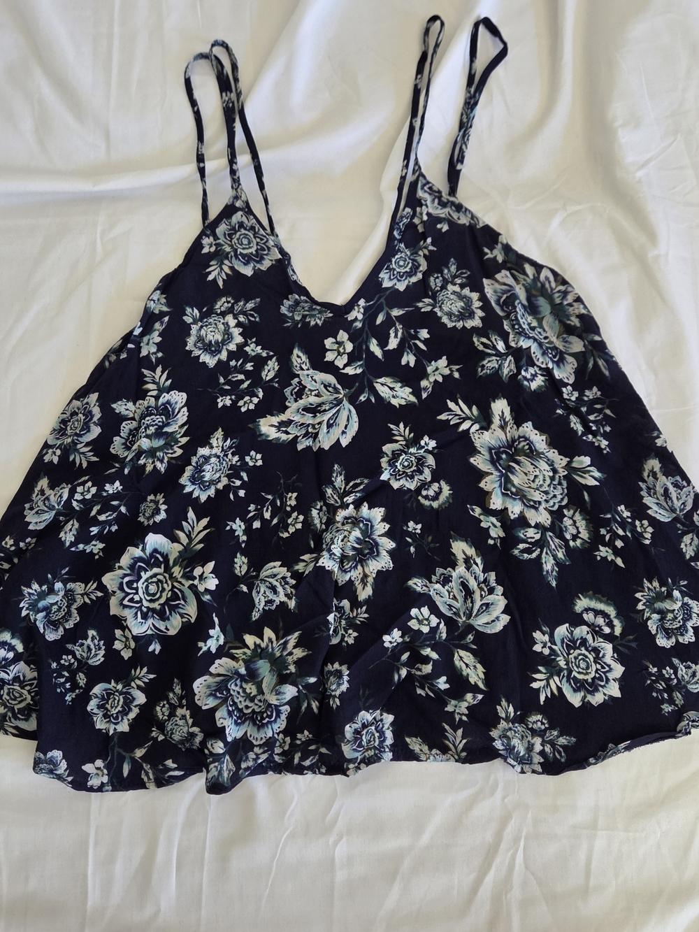 Don't Ask Why American Eagle Navy Floral Strappy Cami Tank Top One Size